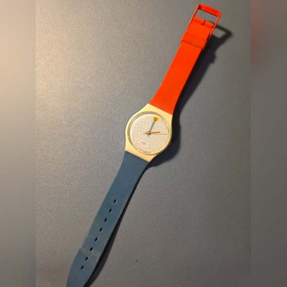 Swatch Accessories - Vintage 1980s Womens Swatch Watch